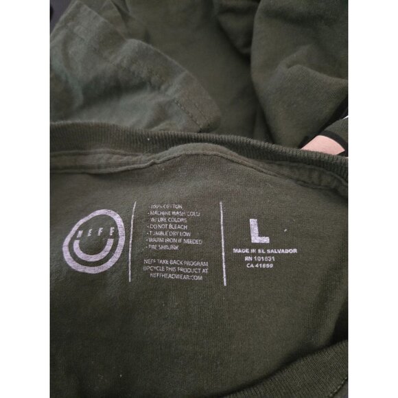 Neff Mens Green Don't Trip Short Sleeve T-Shirt Size Large Mushroom Psychedelic - Picture 4 of 7